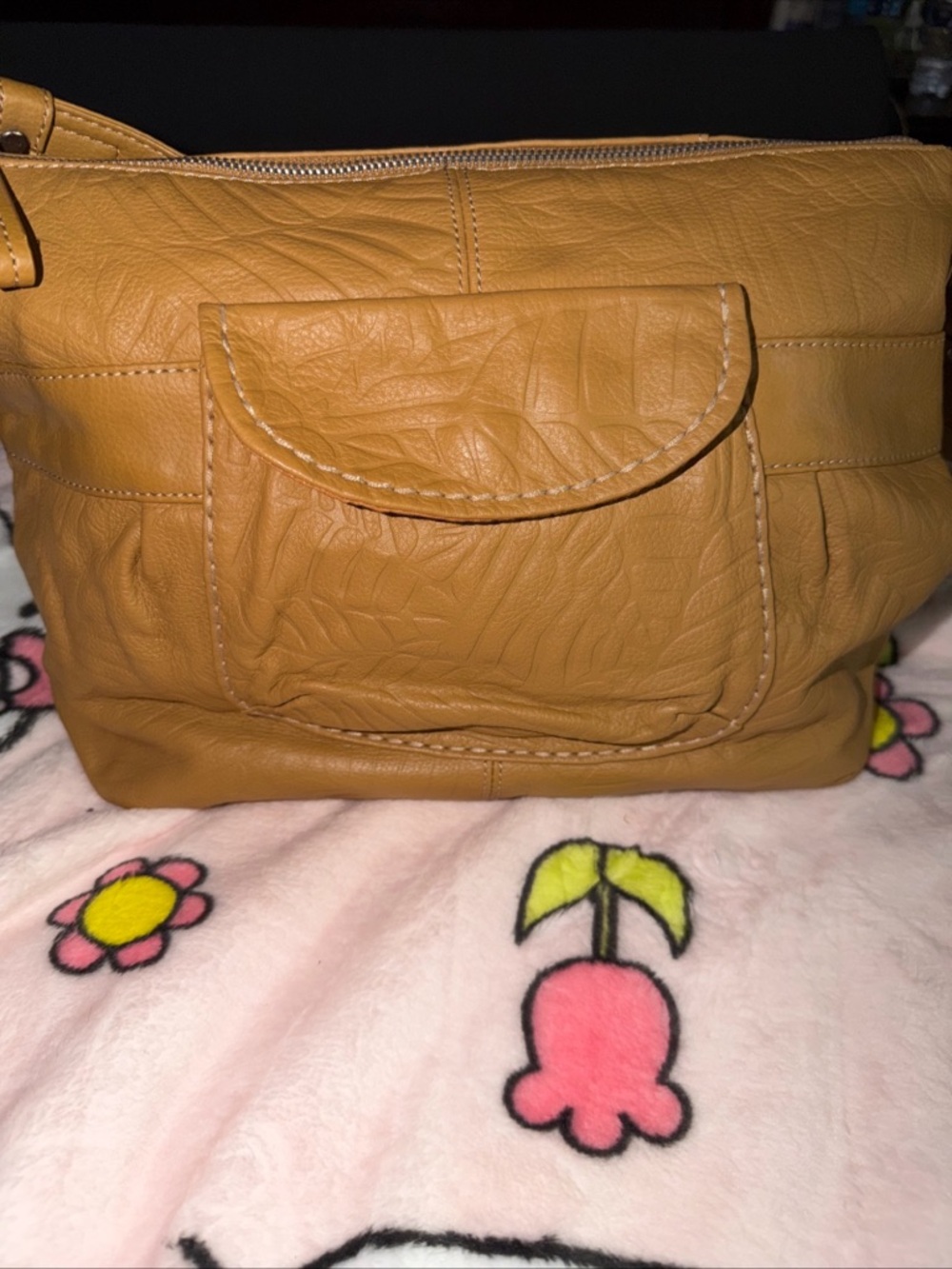 Relic Mustard-Tan Shoulder Bag with Front Pocket